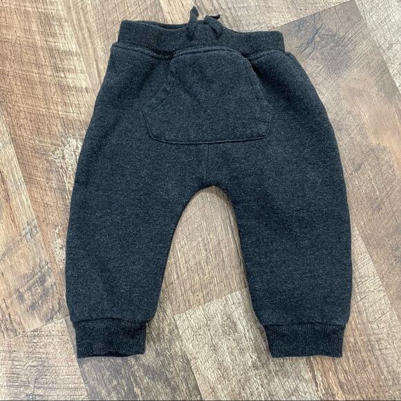 Star Wars Two Piece Baby Yoda Sweat Set - Picture 2 of 12